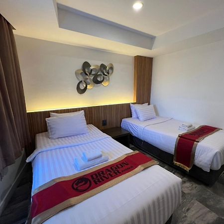 Dragon River Avenue Phitsanulok Exterior photo