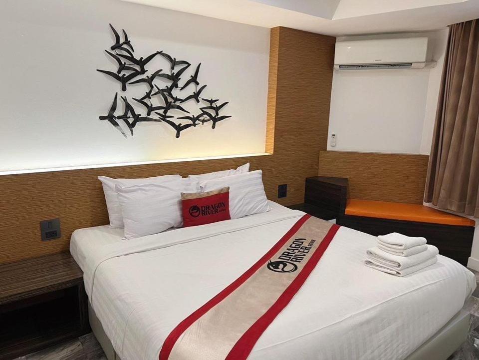 Dragon River Avenue Phitsanulok Exterior photo
