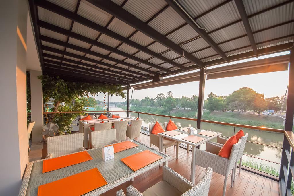 Dragon River Avenue Phitsanulok Exterior photo
